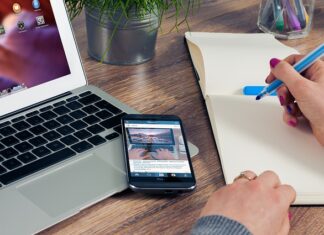 Jak zorganizować stanowisko pracy biurowej?